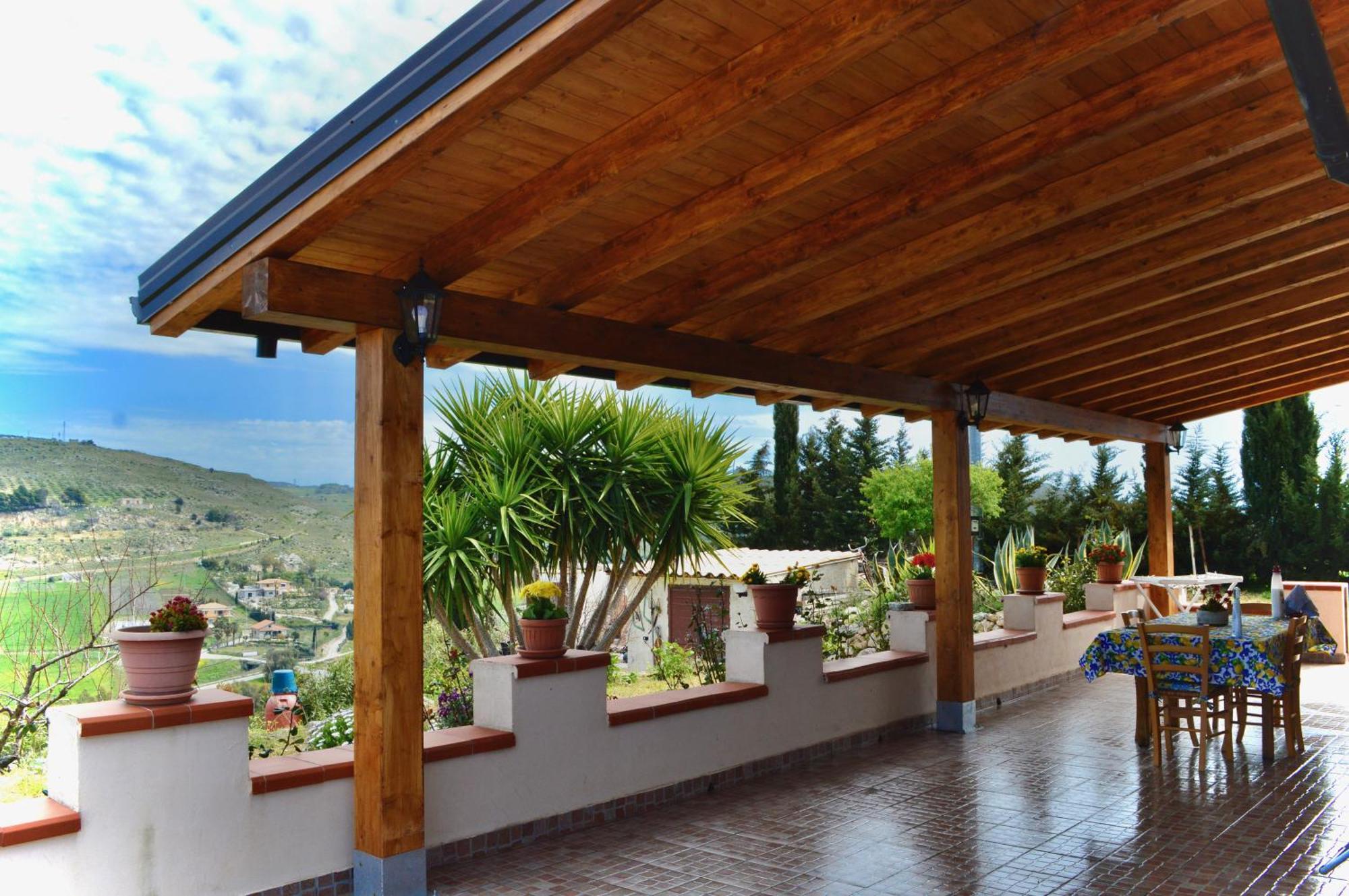 Chiara Holiday home Montallegro